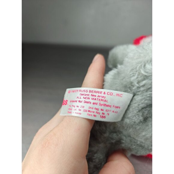 Vintage Russ Berrie Mouse Stuffy Gray Plush Toy Big Red Ears 1977 - Picture 8 of 8